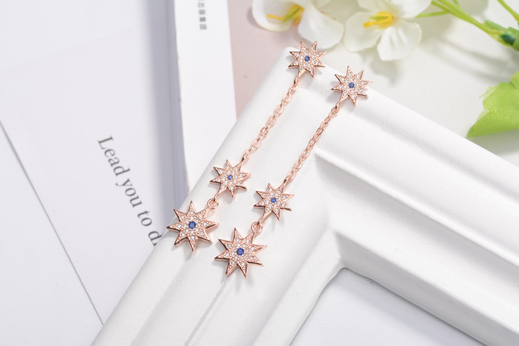 1 Pair IG Style Shiny Star Chain Inlay Copper Zircon Drop Earrings display picture 9