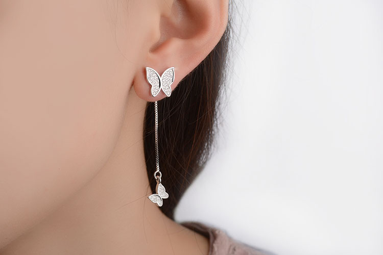 1 Pair Simple Style Shiny Butterfly Chain Inlay Copper Zircon Drop Earrings display picture 1