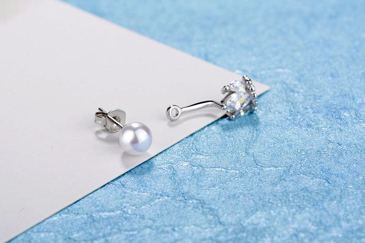1 Pair Lady Crown Plating Inlay Copper Artificial Pearls Zircon Ear Studs display picture 7