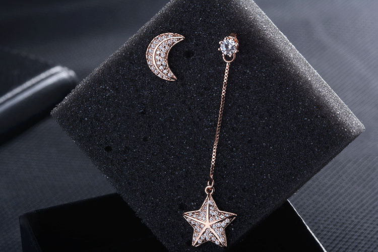 1 Pair IG Style Shiny Star Moon Asymmetrical Inlay Copper Zircon Drop Earrings Ear Studs display picture 5
