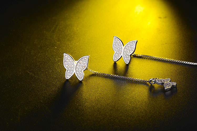 1 Paar Einfacher Stil Glänzend Schmetterling Kette Inlay Kupfer Zirkon Tropfenohrringe display picture 4