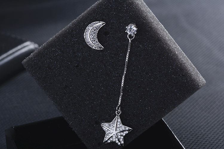 1 Pair IG Style Shiny Star Moon Asymmetrical Inlay Copper Zircon Drop Earrings Ear Studs display picture 9
