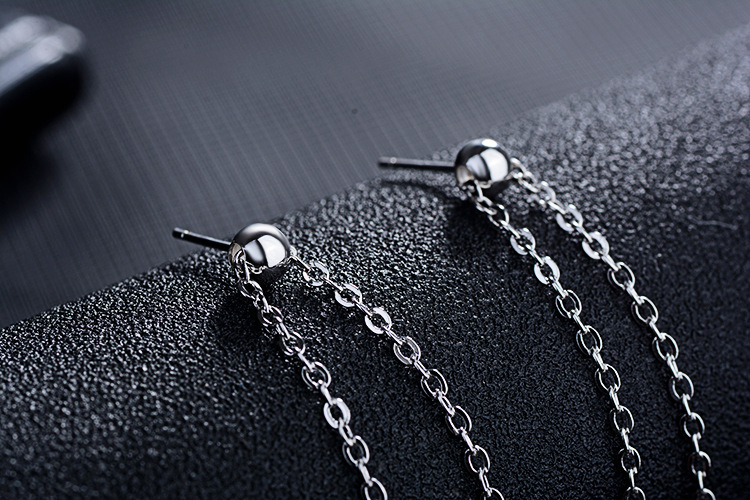 1 Paar IG-Stil Glänzend Geometrisch Kette Inlay Kupfer Künstliche Perlen Zirkon Tropfenohrringe display picture 4