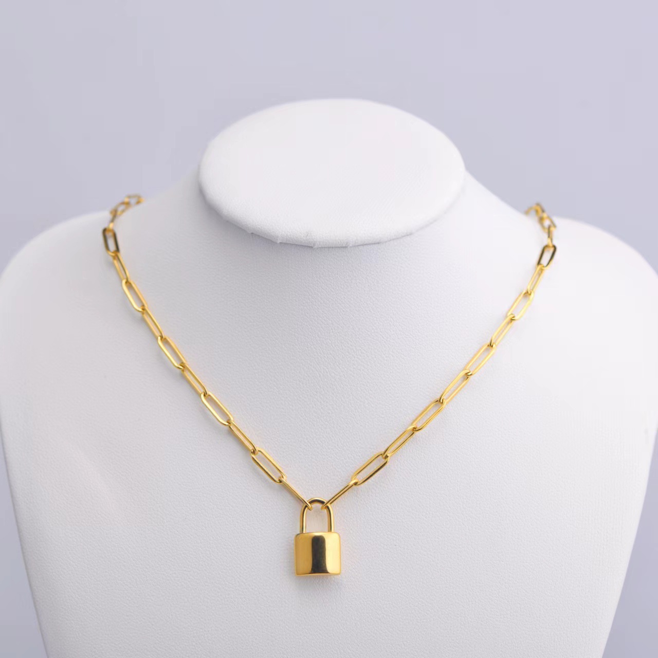 Stainless Steel Titanium Steel 18K Gold Plated Hip-Hop Geometric Lock Pendant Necklace display picture 3