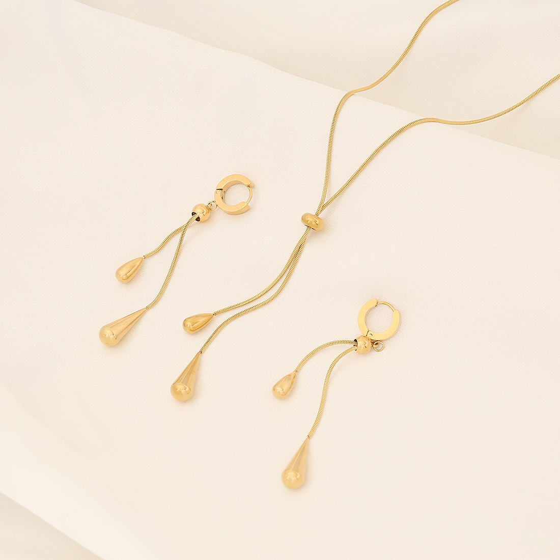 Stainless Steel 18K Gold Plated Simple Style Commute Plating Water Droplets Jewelry Set display picture 4