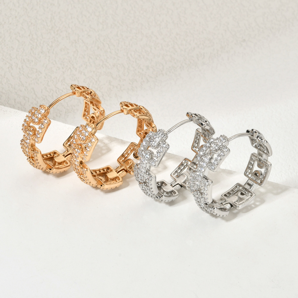1 Pair Elegant Simple Style Geometric Polishing Copper Zircon 18K Gold Plated Hoop Earrings display picture 1