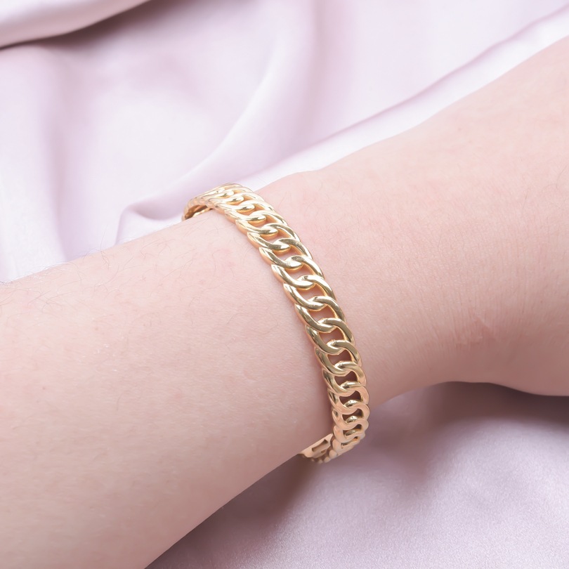 Simple Style Solid Color Stainless Steel Plating Hollow Out 18k Gold Plated Bangle display picture 5
