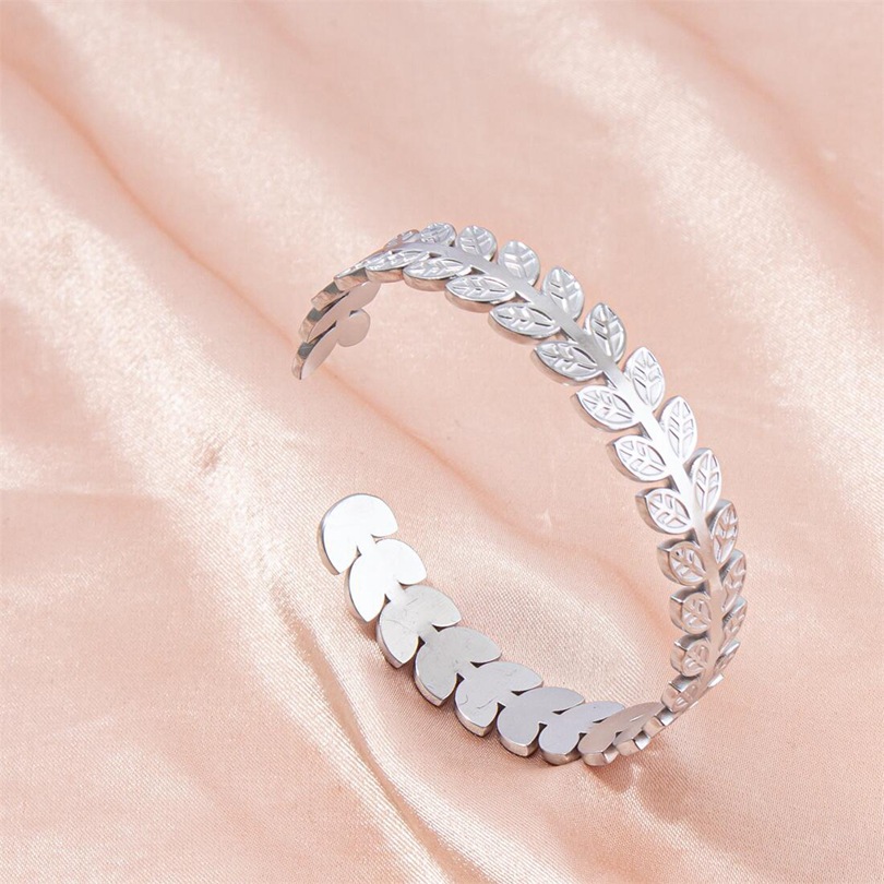 Simple Style Leaves Solid Color Stainless Steel Plating Cuff Bracelets Bangle display picture 10
