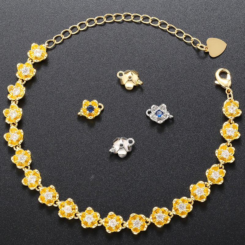 Elegant Einfacher Stil Gänseblümchen Kupfer 18 Karat Vergoldet Zirkon Armbänder In Masse display picture 8