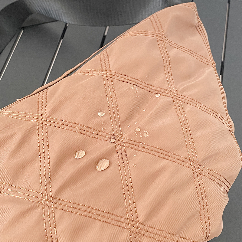 Unisex Nylon Lingge Vintage Style Dumpling Shape Zipper Shoulder Bag display picture 8
