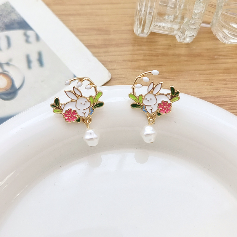 1 Pair Cute Sweet Rabbit Flower Enamel Pearl Plating Alloy Drop Earrings display picture 5