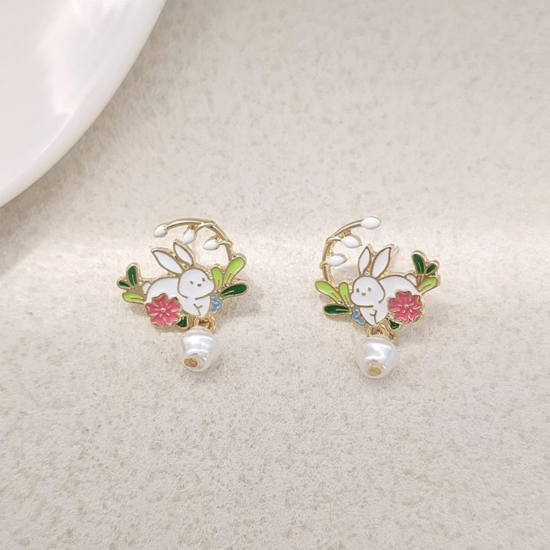 1 Pair Cute Sweet Rabbit Flower Enamel Pearl Plating Alloy Drop Earrings display picture 9