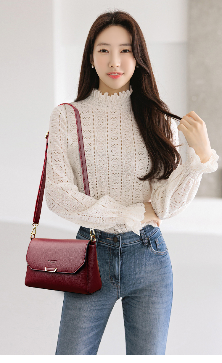 Women's Pu Leather Solid Color Vintage Style Classic Style Streetwear Sewing Thread Square Flip Cover Crossbody Bag display picture 11