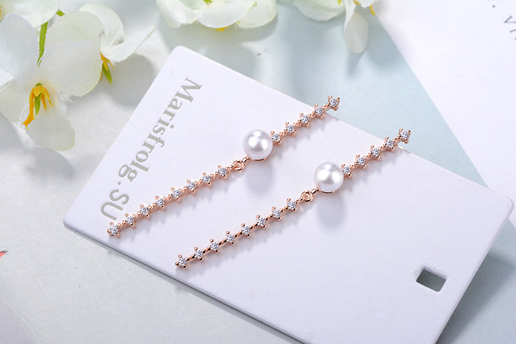 1 Paire Style Simple Brillant Géométrique Incruster Le Cuivre Perles Artificielles Zircon Boucles D'oreilles display picture 7