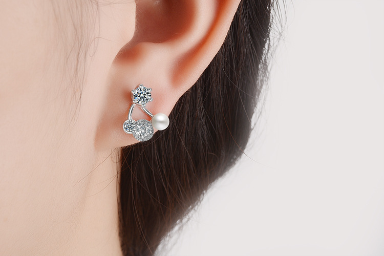 1 Pair Simple Style Classic Style Flower Inlay Copper Rhinestones Ear Studs display picture 1