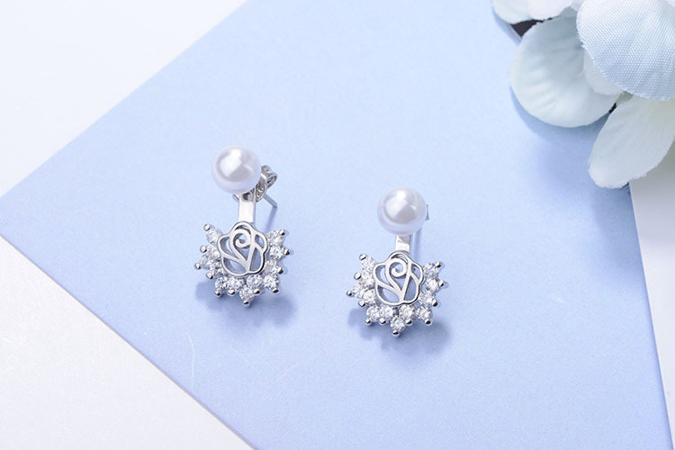 1 Pair Lady Flower Plating Inlay Copper Pearl Zircon White Gold Plated Drop Earrings display picture 6