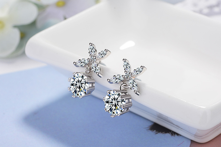 1 Pair Sweet Flower Plating Inlay Copper Zircon Drop Earrings display picture 2
