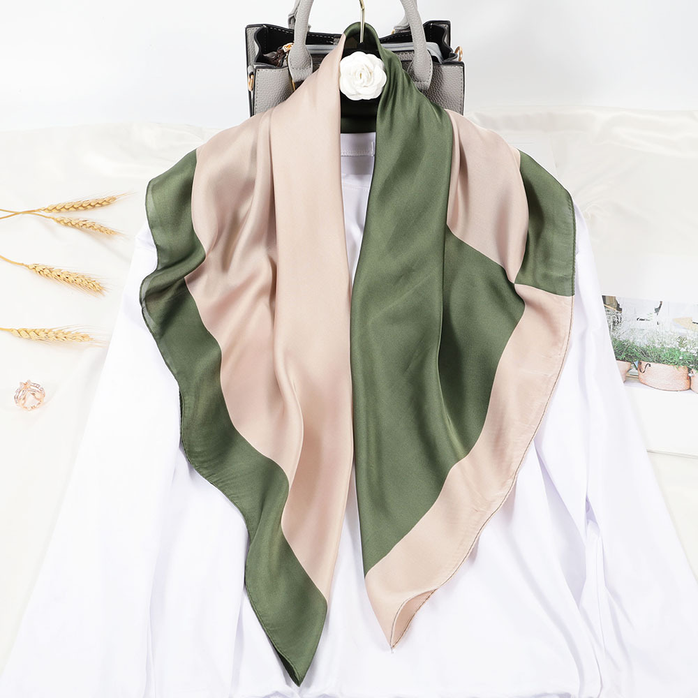 Women's Ig Style Simple Style Color Block Flower Satin Silk Scarf display picture 3