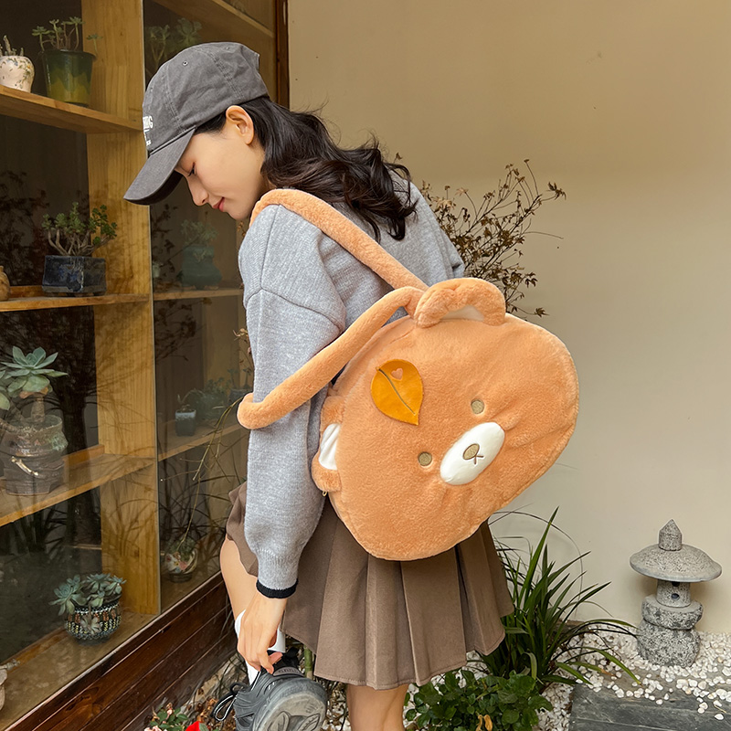 Women's Plush Little Bear Cute Oval Zipper Shoulder Bag Tote Bag display picture 3