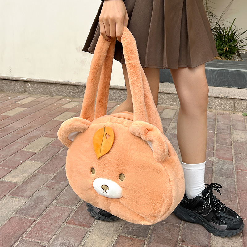 Women's Plush Little Bear Cute Oval Zipper Shoulder Bag Tote Bag display picture 13
