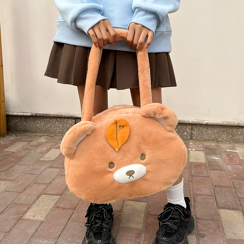 Women's Plush Little Bear Cute Oval Zipper Shoulder Bag Tote Bag display picture 11