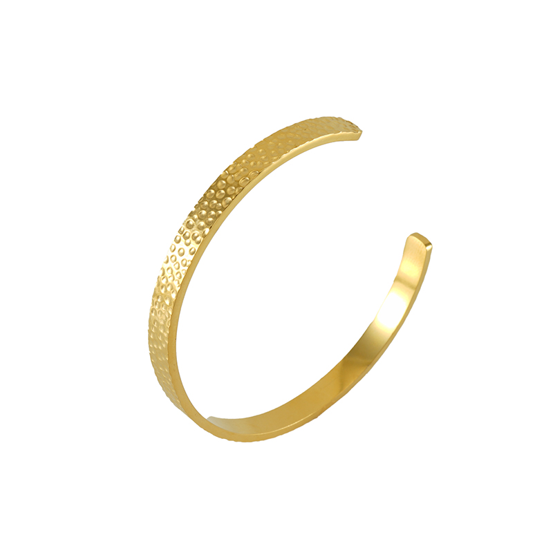 Simple Style Solid Color 304 Stainless Steel 18K Gold Plated Titanium Steel Cuff Bracelets Bangle In Bulk display picture 1