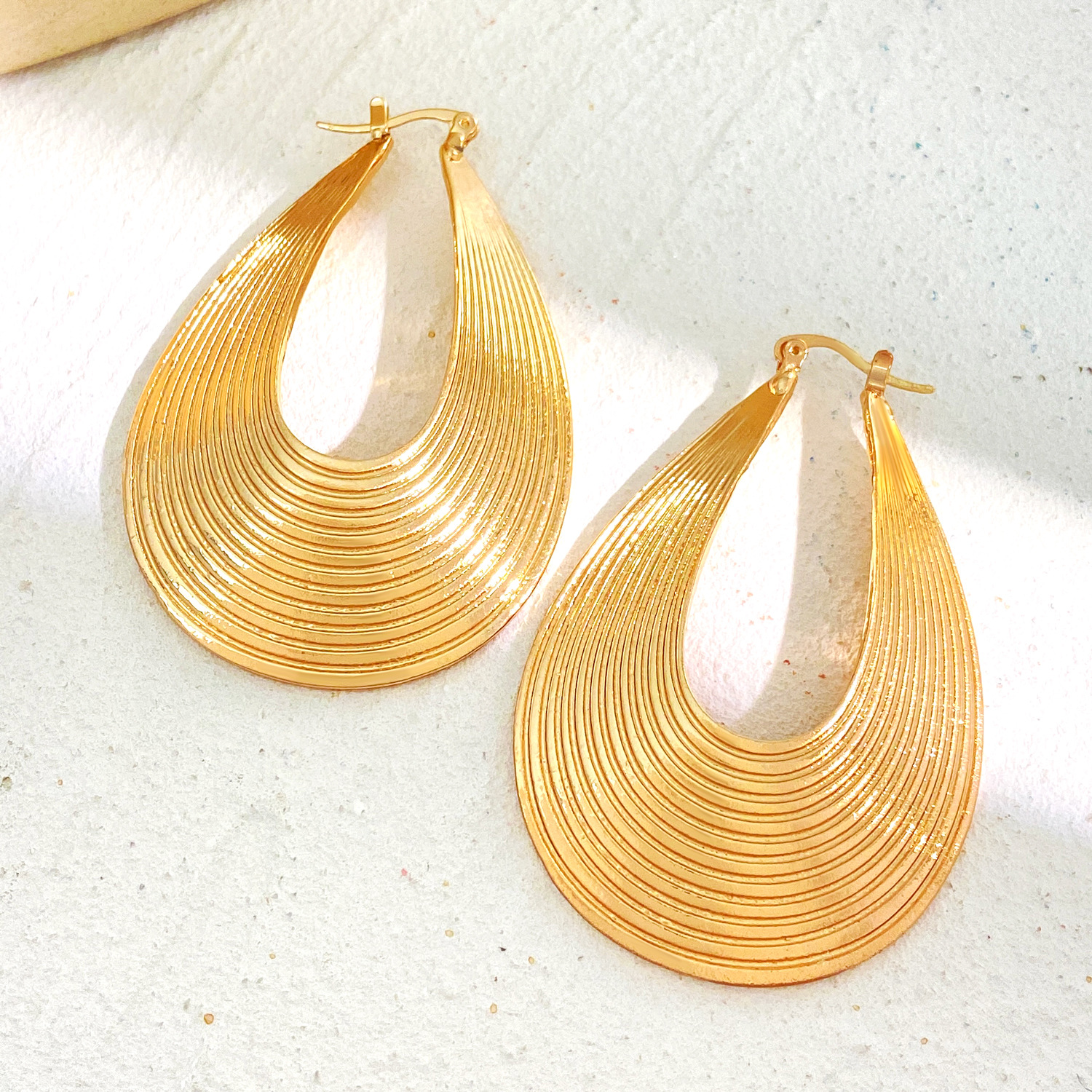 1 Pair Ig Style Simple Style Water Droplets Plating Alloy Earrings display picture 8
