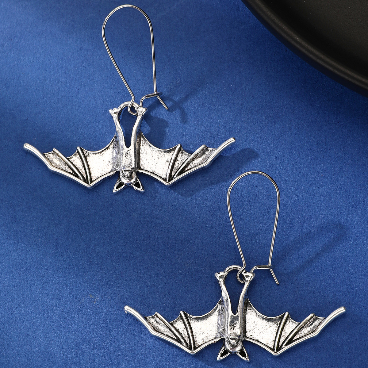 1 Pair Retro Bat Plating Alloy Drop Earrings display picture 6