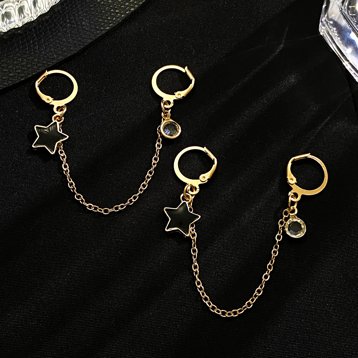 1 Pair Simple Style Pentagram Enamel Chain Inlay Alloy Rhinestones Earrings display picture 3