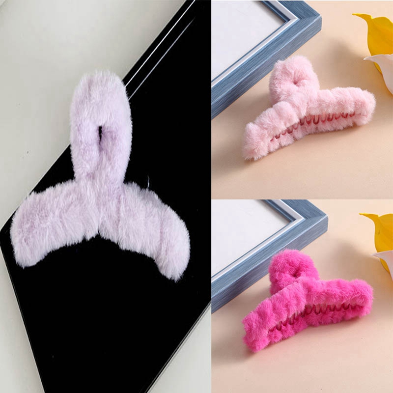 Women's Casual Simple Style Solid Color Rabbit Fur Plastic Flannel Handmade Plush Hair Claws display picture 3