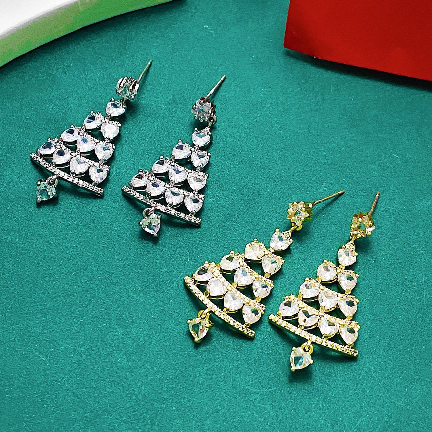 1 Pair Simple Style Christmas Tree Plating Inlay Alloy Copper Zircon Drop Earrings display picture 4