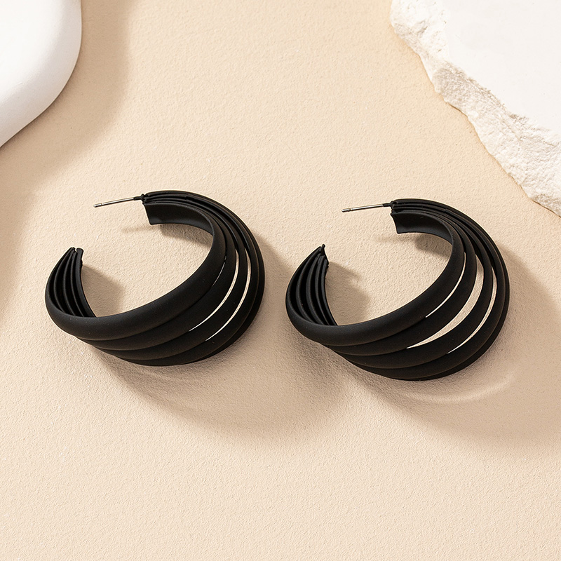 1 Pair Simple Style Round Plating Iron Ear Studs display picture 1