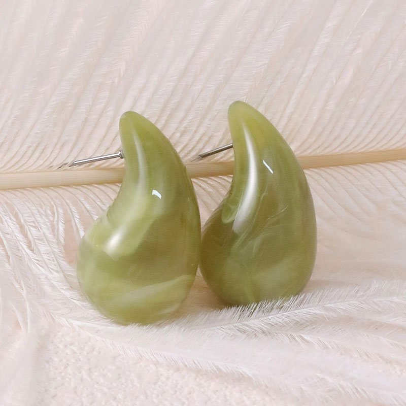 1 Pair Vintage Style Water Droplets Arylic Ear Studs display picture 1