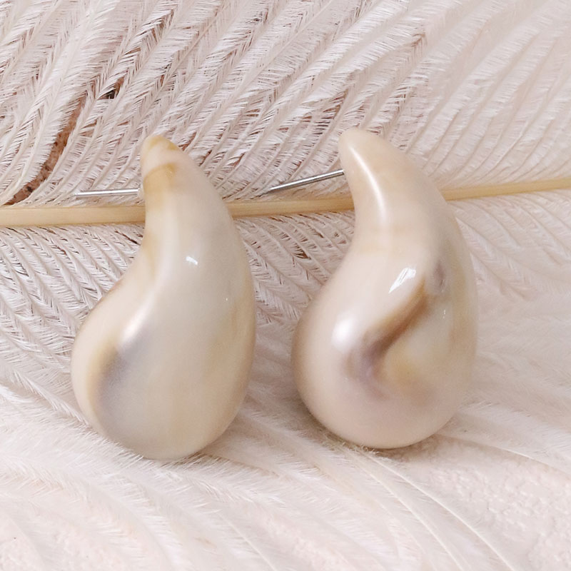 1 Pair Vintage Style Water Droplets Arylic Ear Studs display picture 23