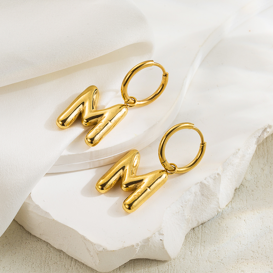 1 Pair Simple Style Letter Plating Stainless Steel 18k Gold Plated Ear Clip display picture 12
