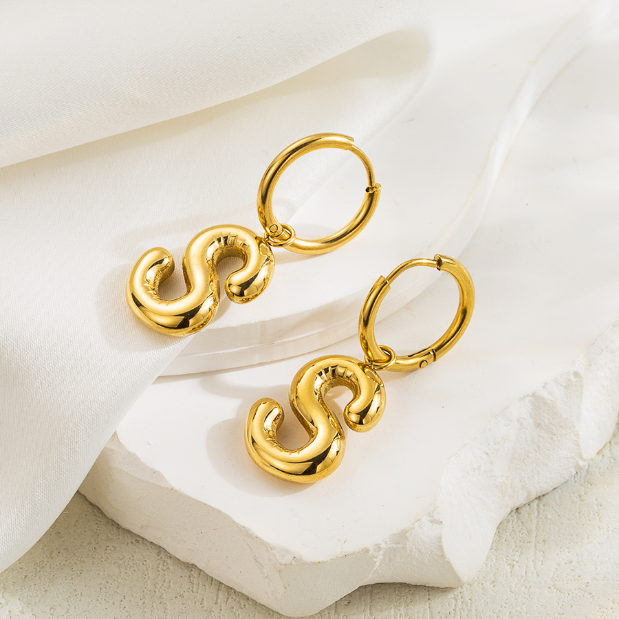 1 Pair Simple Style Letter Plating Stainless Steel 18k Gold Plated Ear Clip display picture 15