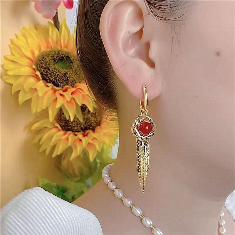 1 Pair Elegant Exaggerated Luxurious Geometric Tassel Alloy Gold Plated Drop Earrings display picture 2