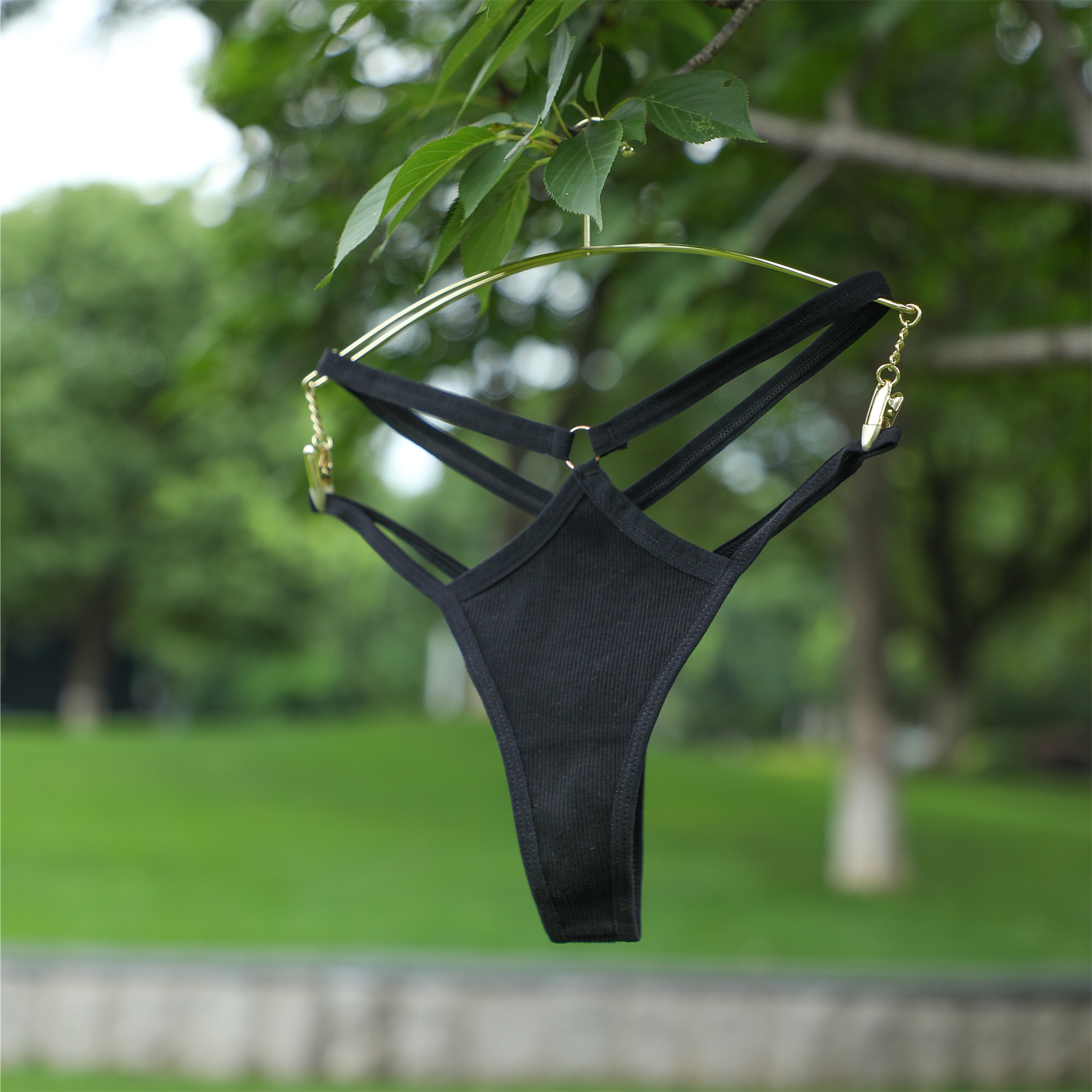 Couleur Unie Transparent Respirant Invisible Taille Moyenne Lanière Culotte display picture 12