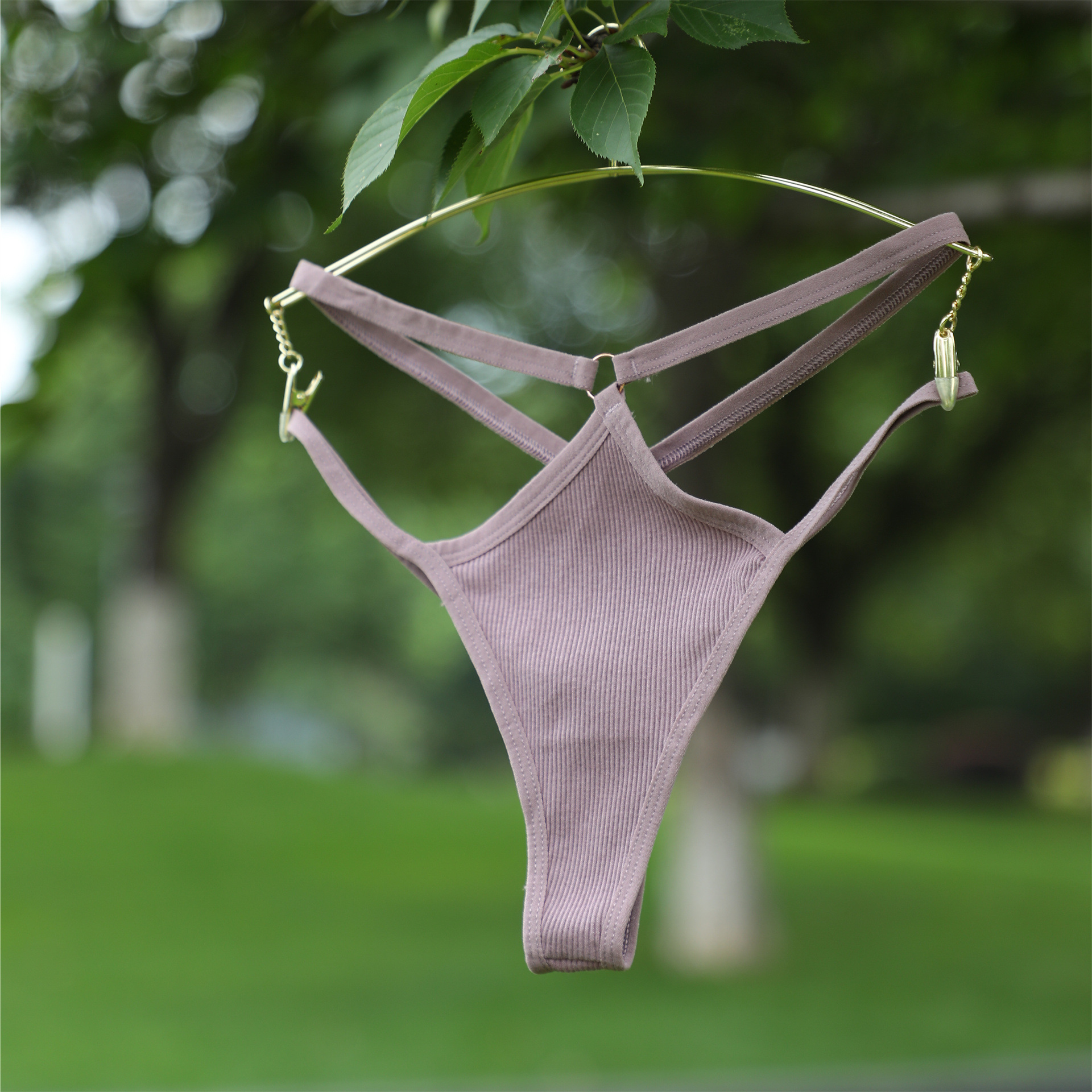 Couleur Unie Transparent Respirant Invisible Taille Moyenne Lanière Culotte display picture 16