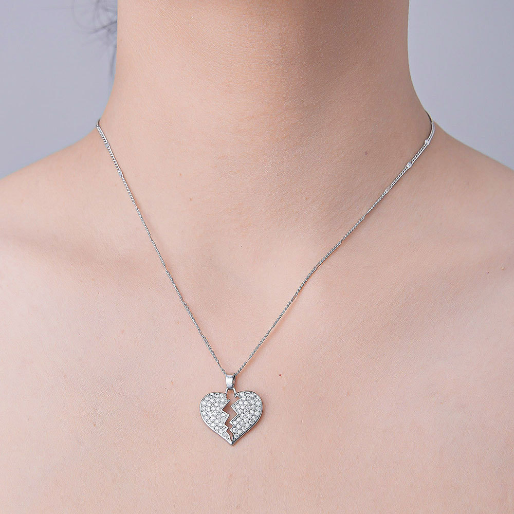 201 Stainless Steel Zircon Simple Style Polishing Plating Inlay Cross Heart Shape Crown Zircon Pendant Necklace display picture 33