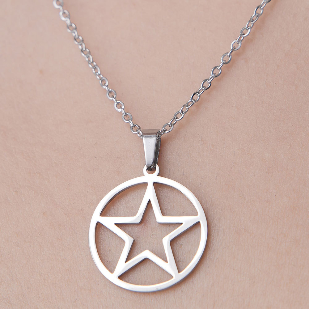 Wholesale Simple Style Circle Star Stainless Steel Titanium Steel Polishing Plating Pendant Necklace display picture 2