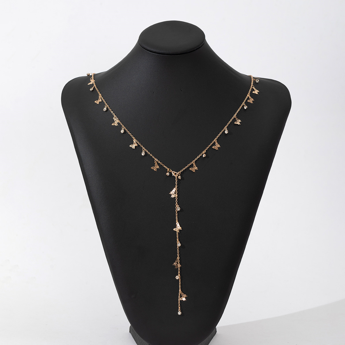 Sexy Simple Style Shiny Round Glass Copper Inlay Artificial Diamond Long Necklace display picture 7