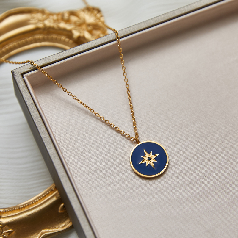 304 Stainless Steel 18K Gold Plated Simple Style Enamel Plating Star Pendant Necklace display picture 5