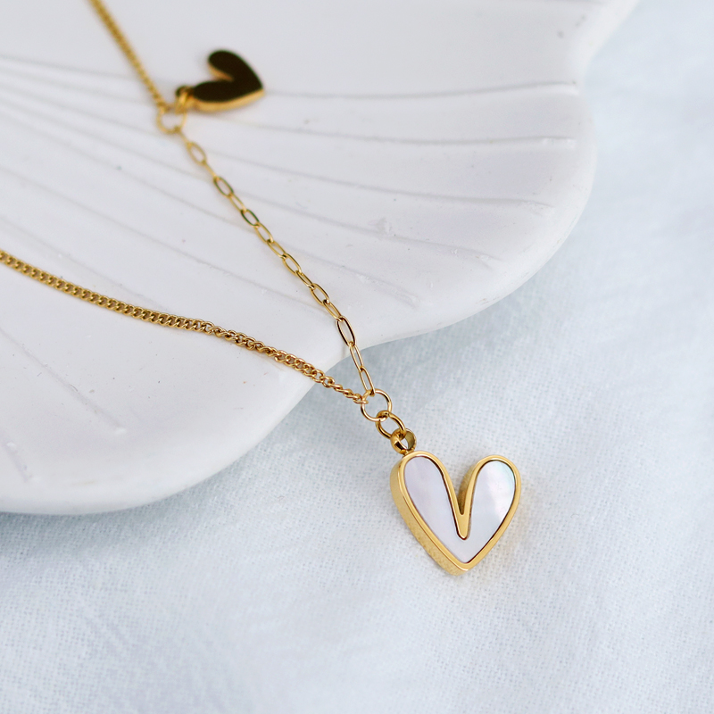 304 Stainless Steel 18K Gold Plated Sweet Commute Plating Heart Shape Shell Pendant Necklace display picture 3
