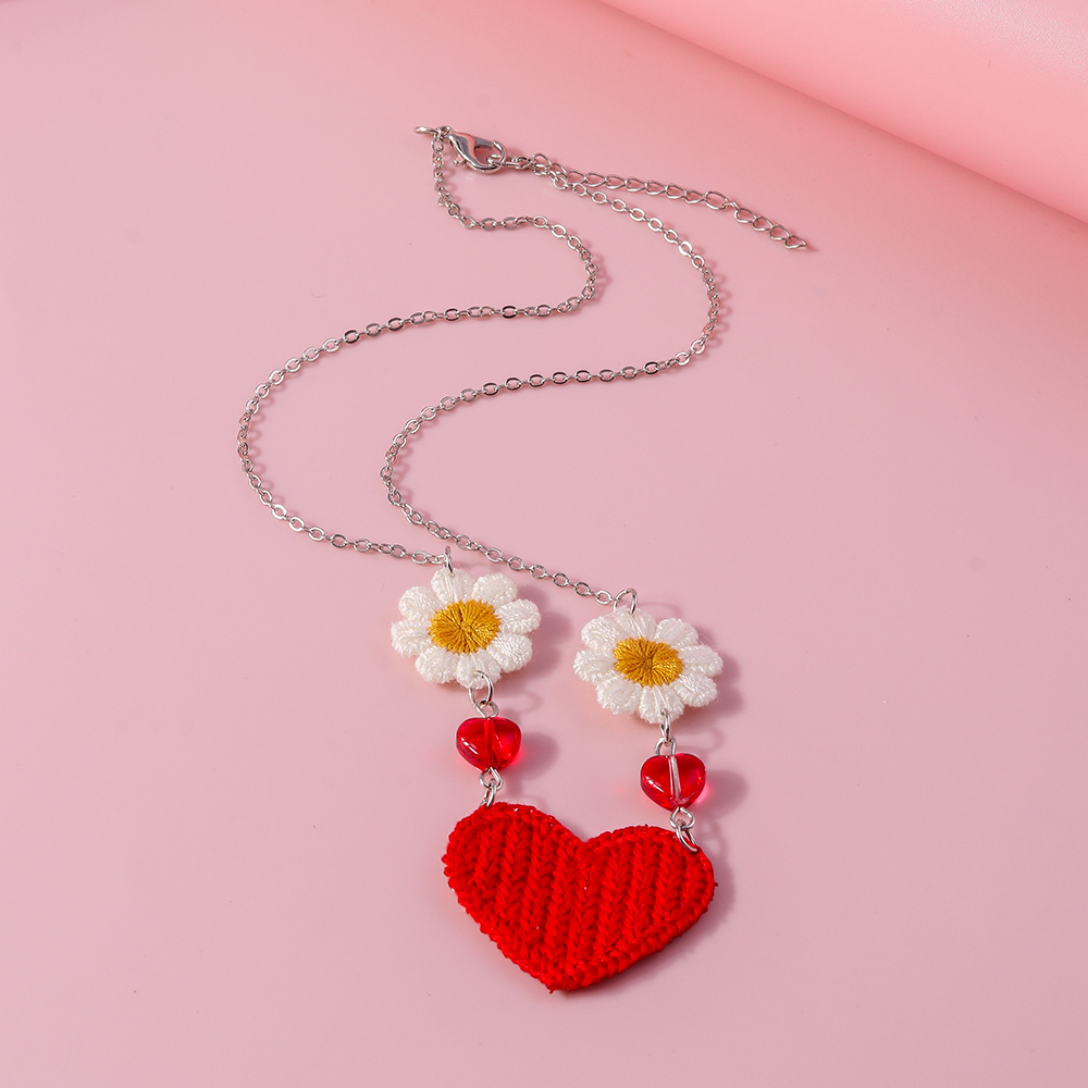Romantic Heart Shape Flower Knit Zinc Alloy Valentine's Day Women's Pendant Necklace display picture 5