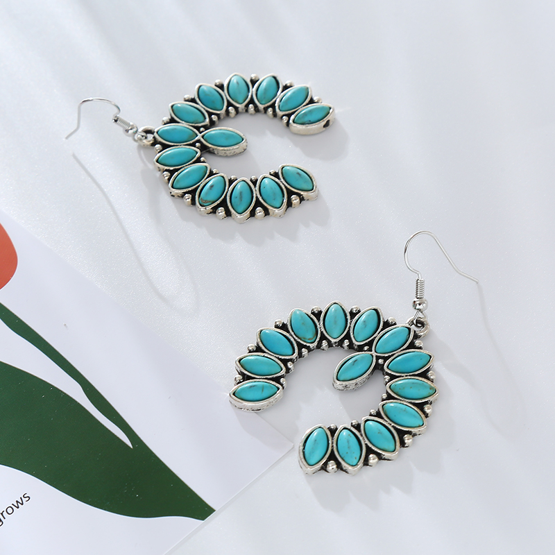 1 Pair Vintage Style Simple Style Classic Style Horse Eye Plating Inlay Alloy Turquoise Silver Plated Drop Earrings display picture 5