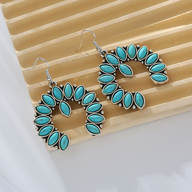 1 Pair Vintage Style Simple Style Classic Style Horse Eye Plating Inlay Alloy Turquoise Silver Plated Drop Earrings display picture 3