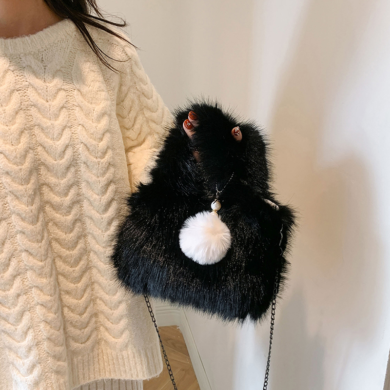 Women's Plush Solid Color Cute Classic Style Streetwear Fluff Ball Sewing Thread Chain Square Magnetic Buckle Handbag display picture 19