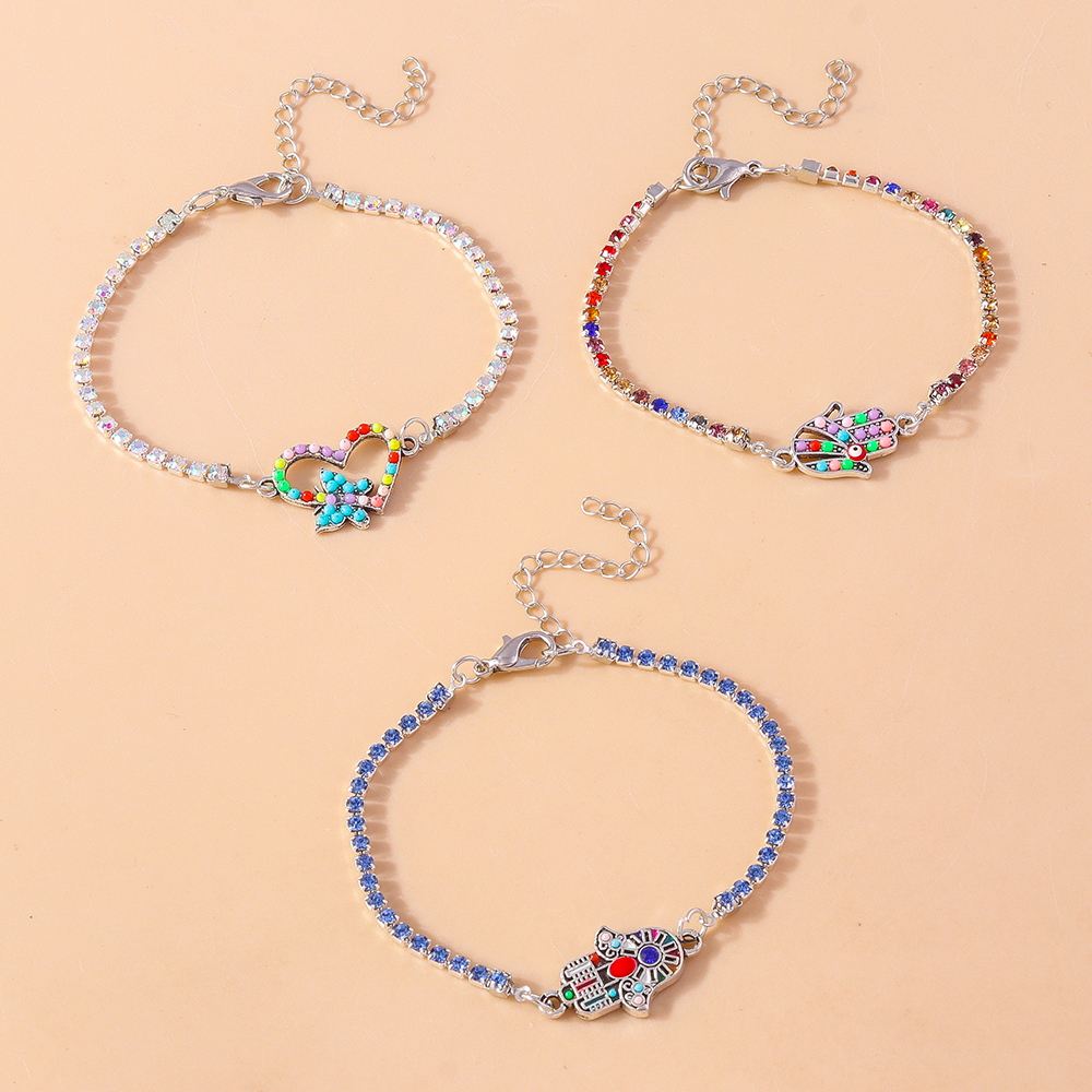 Shiny Heart Shape Zinc Alloy Inlay Rhinestones Women's Bracelets display picture 6