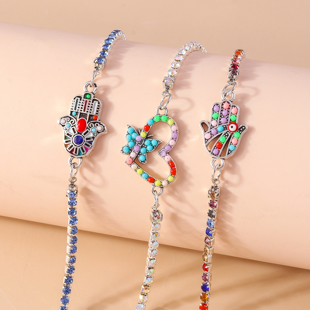 Shiny Heart Shape Zinc Alloy Inlay Rhinestones Women's Bracelets display picture 8